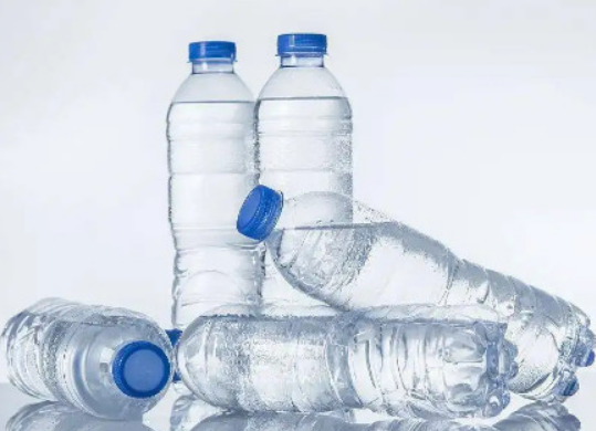 3fe50aa3eed8acc0e06199b0d3a6ab24.png 礦泉水.png