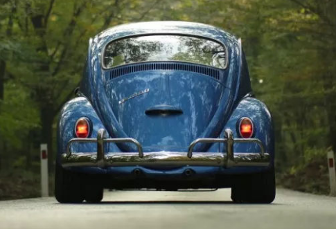 ad9ca0b78398bed7d4d718f49a304d5a.png 汽車.png