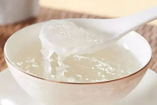 cf64cf41453ba8eefe4f451dd4476c92.jpg 食用燕窩.jpg