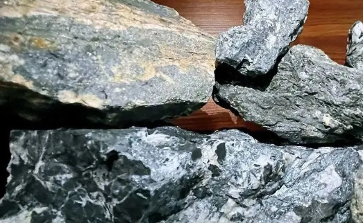 01e579dca681a8b83fd25aeb4a56471f.jpg 媂礦.jpg