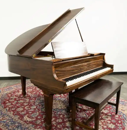 c0af3acf54f1a4ec809c0c15080d7c2f.jpg 二手鋼琴.jpg